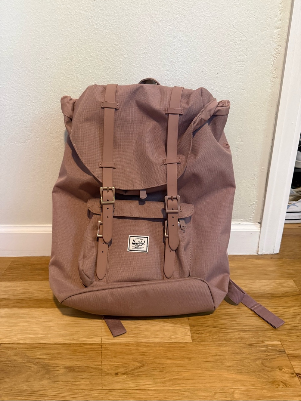 Herschel Supply Company Pink Backpack - Picture 3 of 6